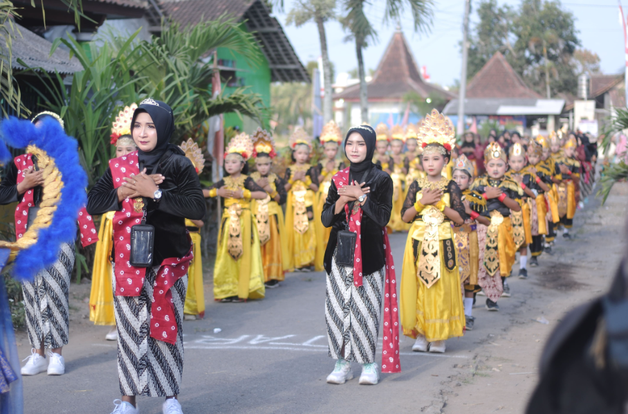 Sewa Costum Adat Jawa untuk Karnaval dan Pentas Budaya
